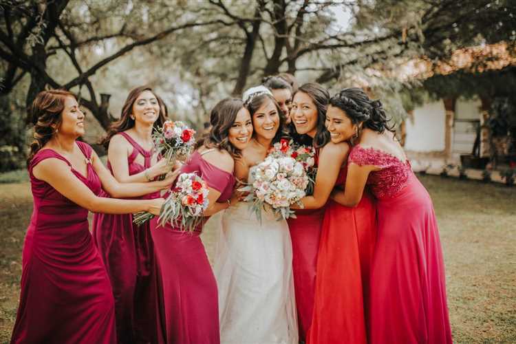 ¿Cuántas deben ser las damas de honor en una boda?