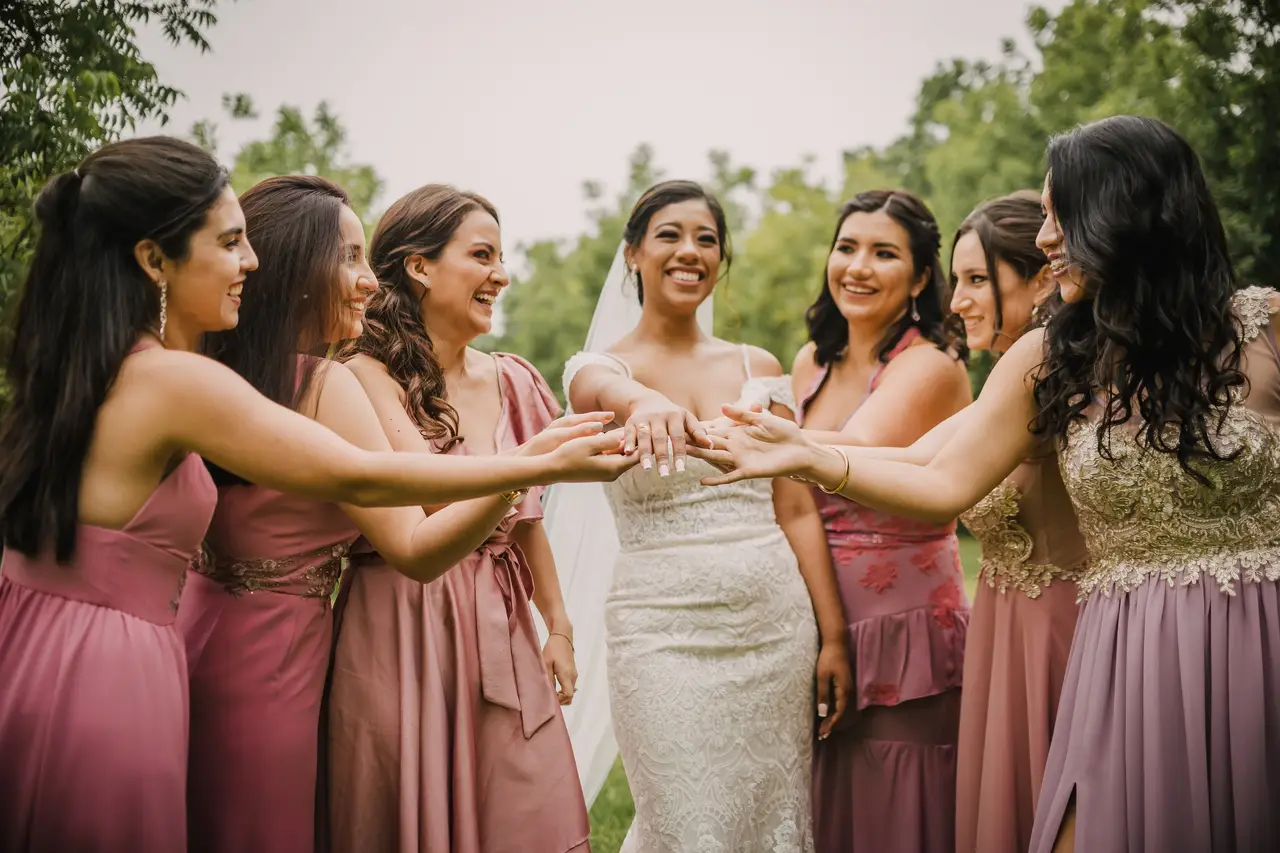 Factores a considerar al elegir el color del vestido de las damas de honor