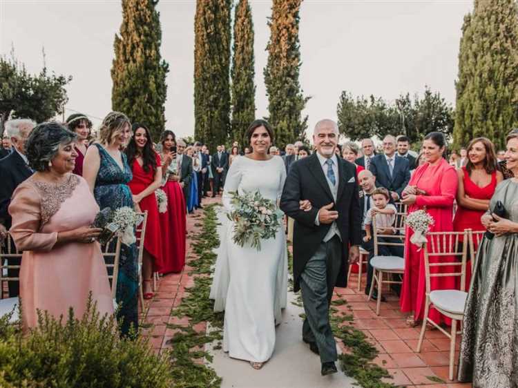 El simbolismo y tradiciones del color rojo en una boda